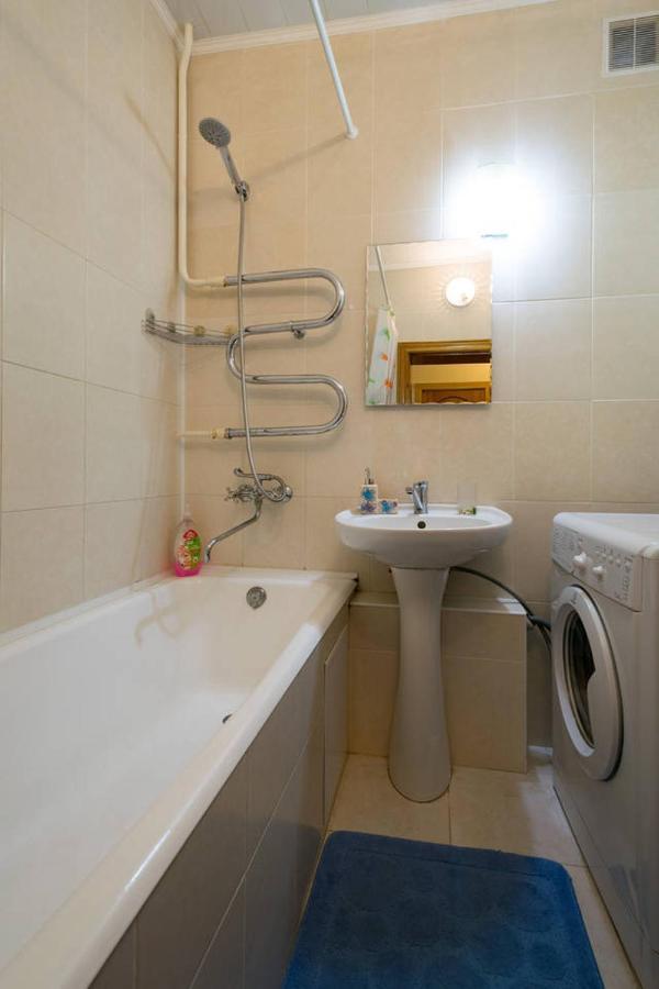 Nadezhda Apartments in Samal Alma-Ata Buitenkant foto