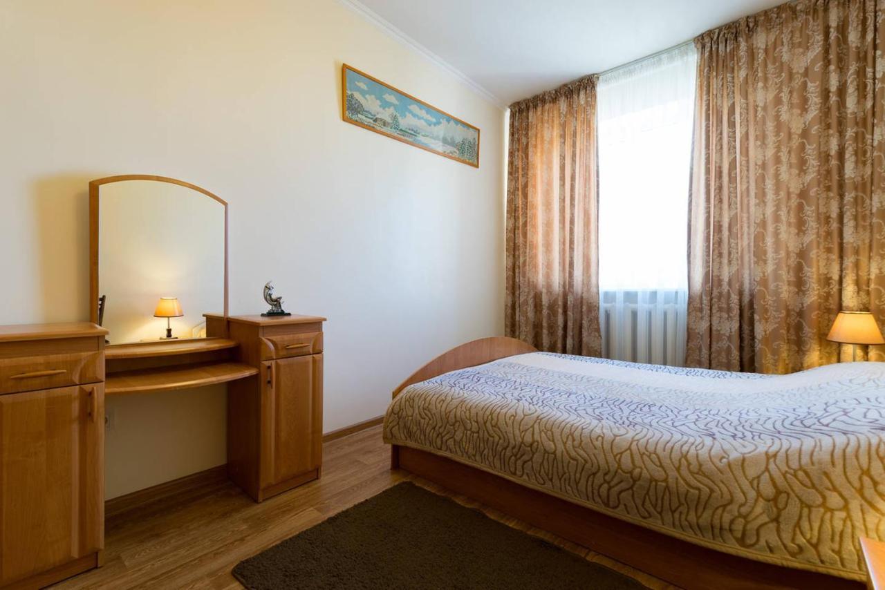 Nadezhda Apartments in Samal Alma-Ata Buitenkant foto