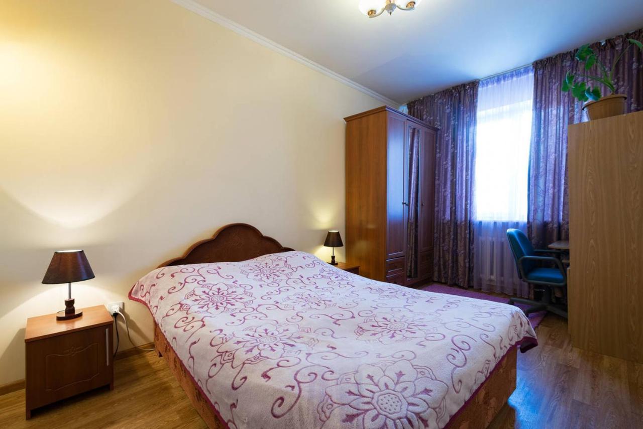 Nadezhda Apartments in Samal Alma-Ata Buitenkant foto